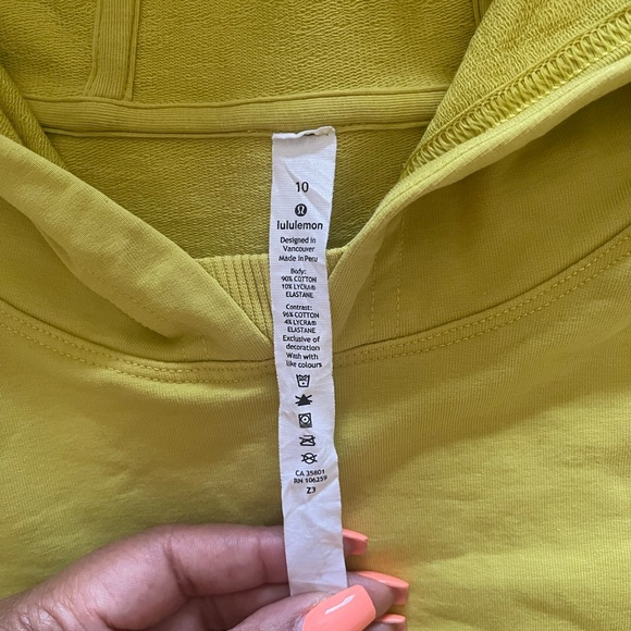 Lululemon all yours cropped hoodie size 10 - Picture 4 of 7